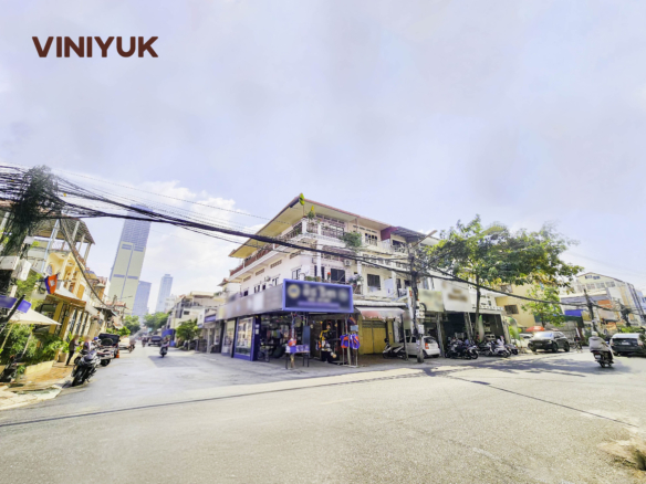 BKK3 Shophouse with Passive Income