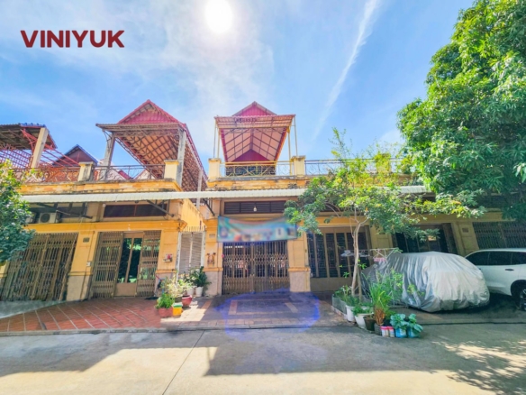 Prime Corner Shophouse in Sen Sok