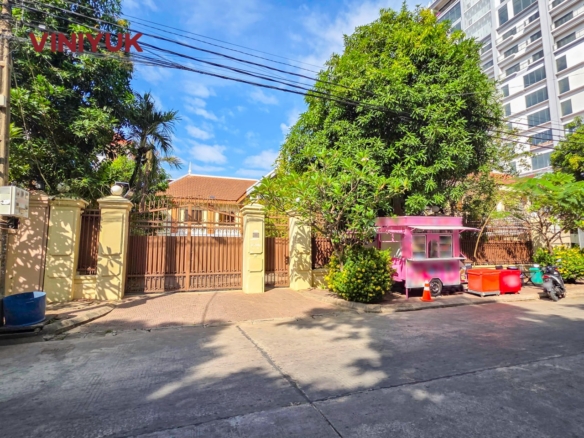 Stunning Boutique Villa with Private Pool