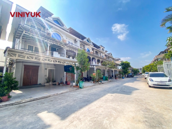 Modern Living in Prime Vimean Phnom Penh
