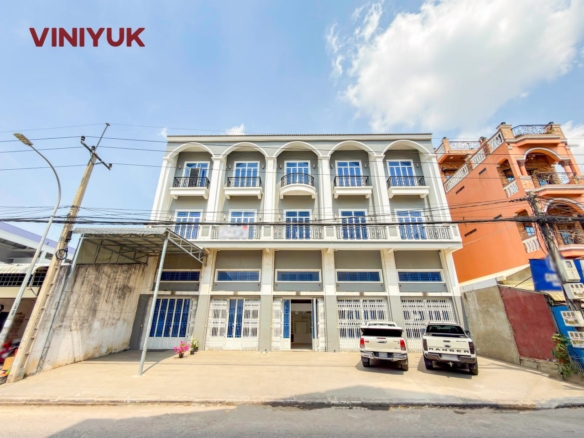 Modern Business Shophouse Near International Airport
