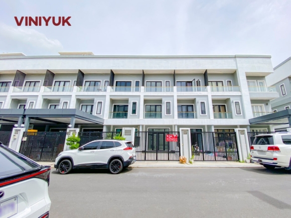 Modern Living in Prime Russey Keo Location