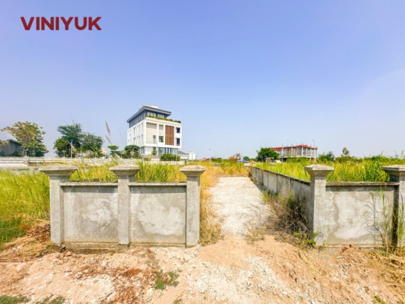Prime Residential Lot Near Borey Angkor