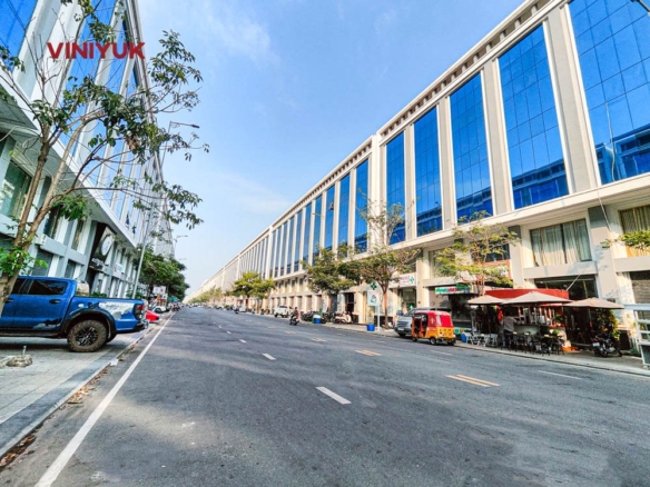 Prime Business Shophouse for Rent Now