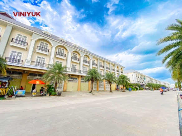 Modern Shophouse Living in Sen Sok Hub