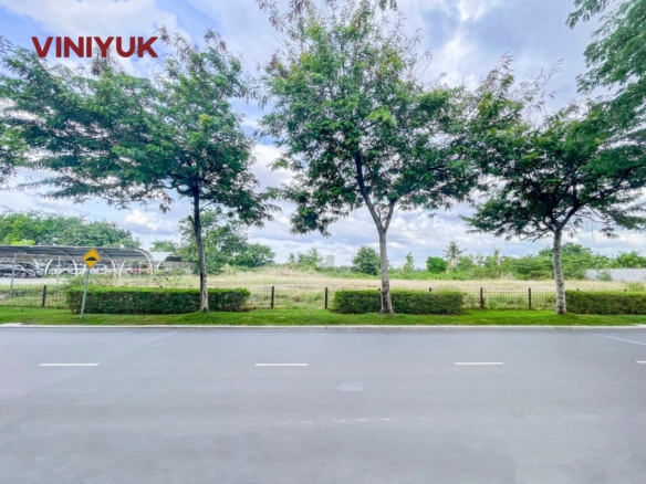 Massive Premium Plot in Grand Phnom Penh