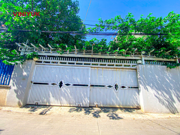 Modern Flat in Vibrant Boeng Tumpun