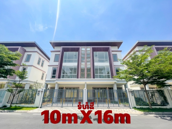 Spacious Modern Twin Villa in Orkide 6A