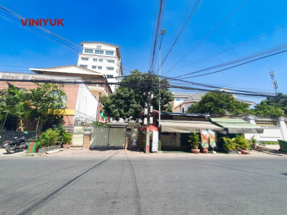Development Land in Trendy Toul Kork