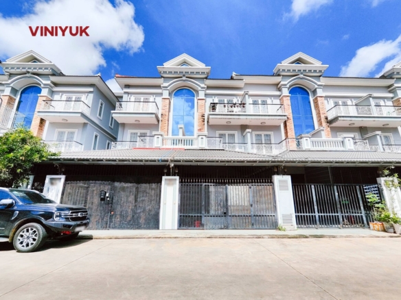 Prime Villa Living Near Aeon 2