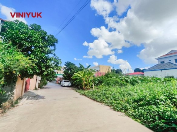Prime Development Plot Near Russian Boulevard